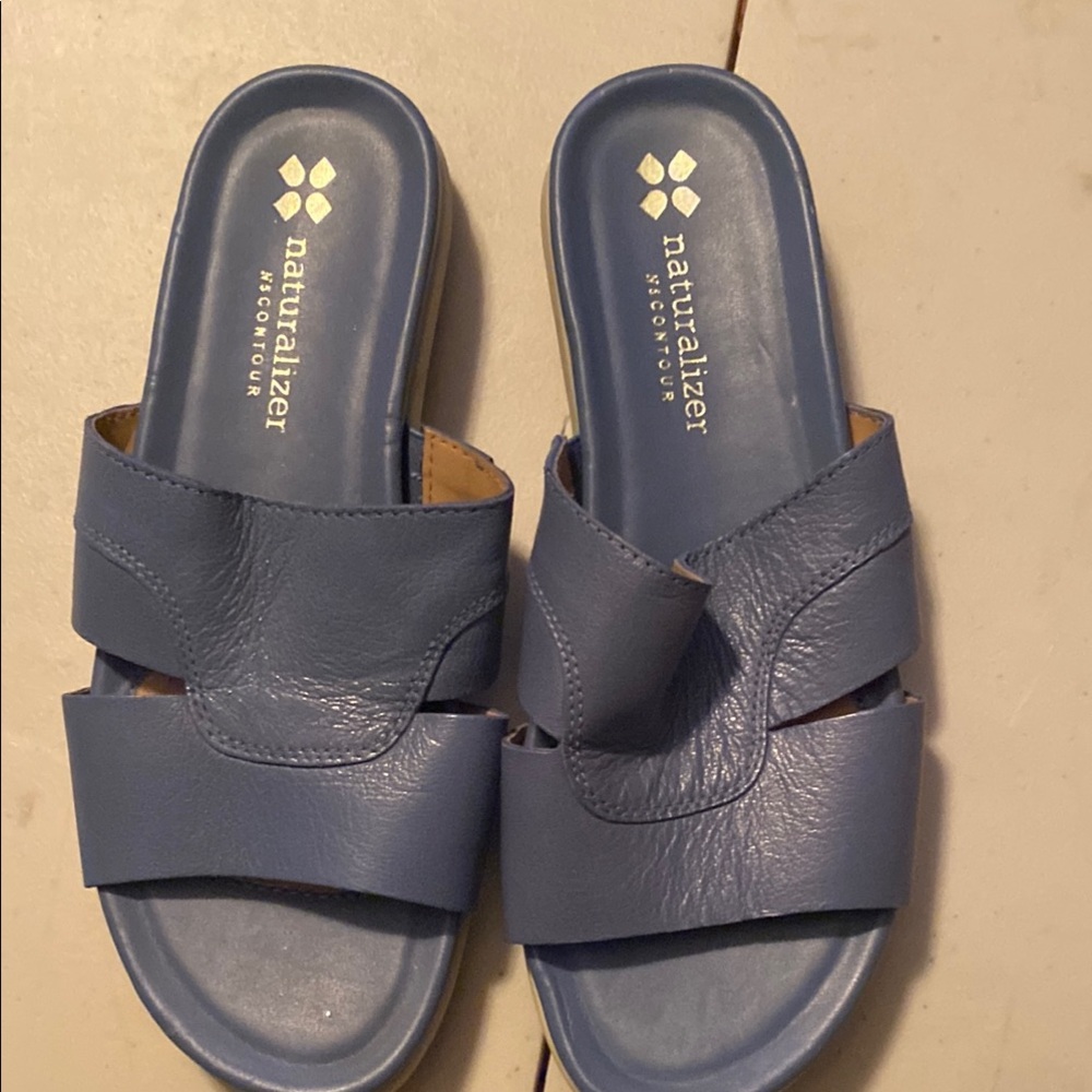 Naturalizer Smooth Blue leather Slides Size 7M